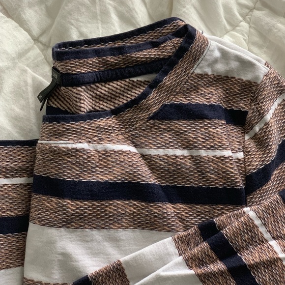 J.Crew Top - Picture 2 of 4